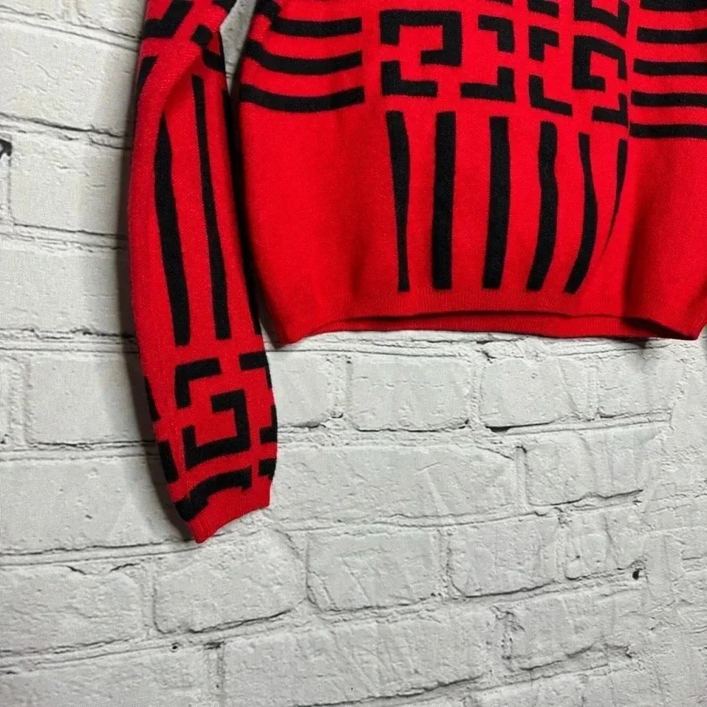 Vinizbena Women’s Red/Black Cropped Sweater size Medium